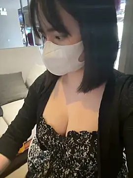 Snapshot of May-Squirt chatting on March 16, 3:58 am May-Squirt online show from March 16, 3:58 am