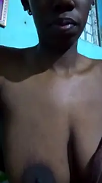 Snapshot of lachilena027 chatting on January 26, 3:06 am lachilena027 online show from January 26, 3:06 am