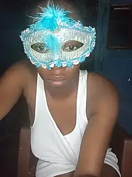 Snapshot of lachilena027 chatting on February 17, 5:26 am lachilena027 online show from February 17, 5:26 am