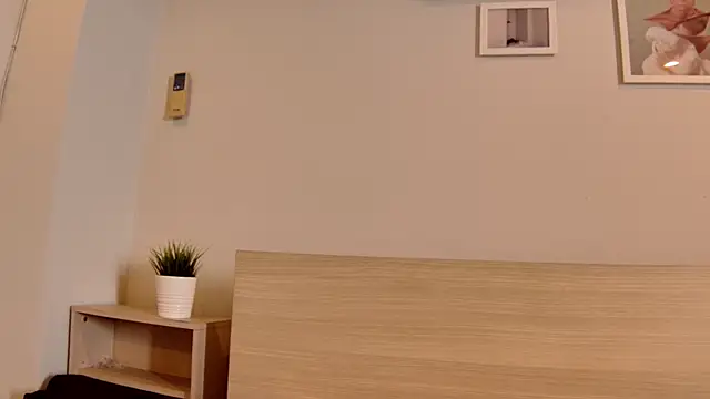 sun place online show from January 13, 7:46 am