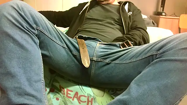 Giulio35 Pika online show from February 14, 6:21 am