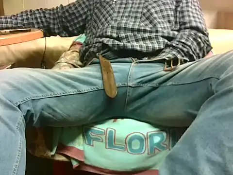 Giulio35 Pika online show from March 10, 4:45 pm