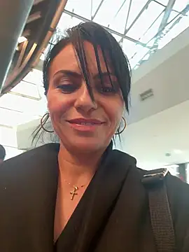 KimKelly13 online show from December 14, 4:09 pm