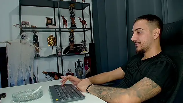 AndrewBanner online show from February 3, 6:07 pm