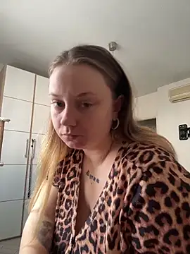 chloetarducci online show from March 1, 11:23 am