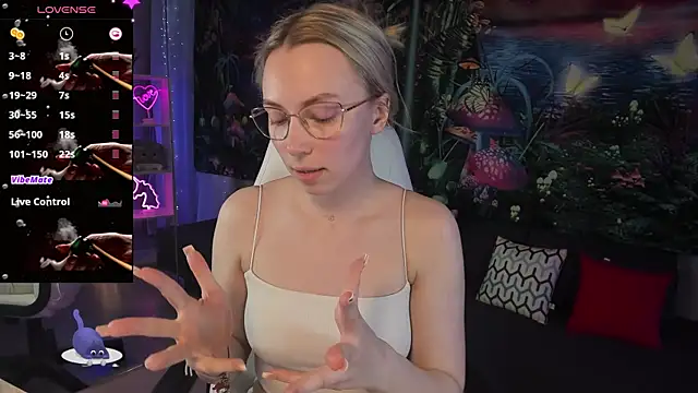 TiffanyBatson online show from March 10, 10:15 am