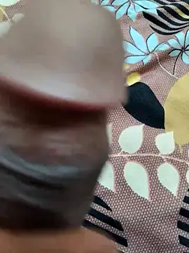 Snapshot of ind_6inc chatting on March 28, 11:43 am ind 6inc online show from March 28, 11:43 am