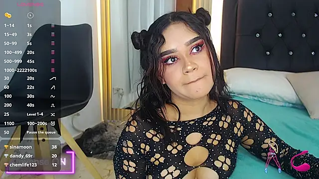 coraline v online show from December 9, 1:55 pm