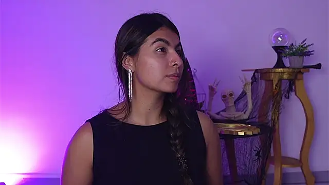 Snapshot of ShelleyMorell chatting on October 24, 2:35 pm ShelleyMorell online show from October 24, 2:35 pm