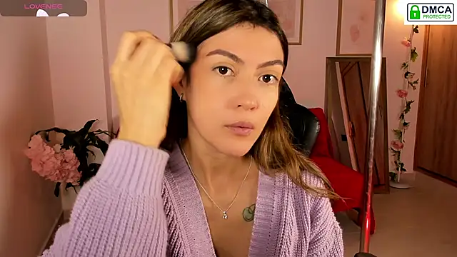 Lilabril online show from January 8, 3:25 pm