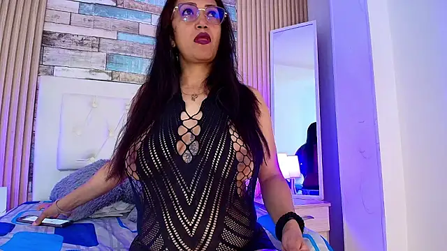 Snapshot of dayana_mendoza69 chatting on March 5, 12:56 pm dayana mendoza69 online show from March 5, 12:56 pm