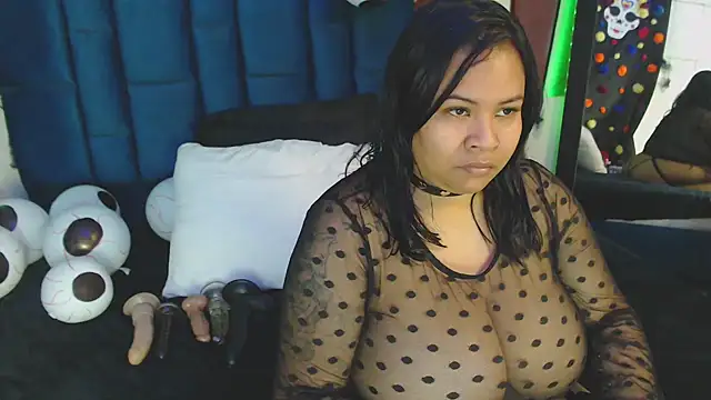 Snapshot of alba_sex10 chatting on October 25, 11:51 am alba sex10 online show from October 25, 11:51 am