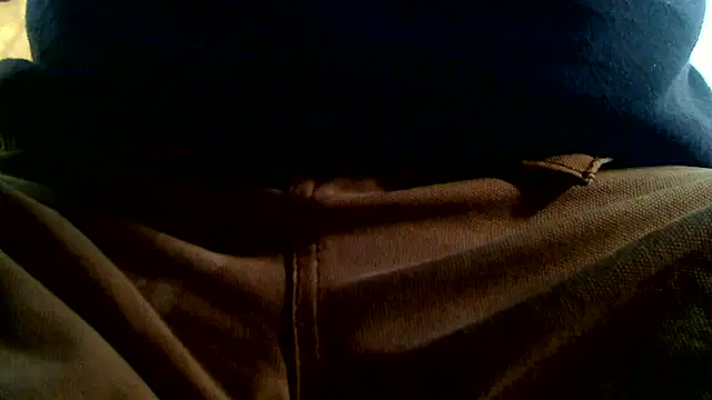 markluvskitty online show from October 23, 1:10 pm