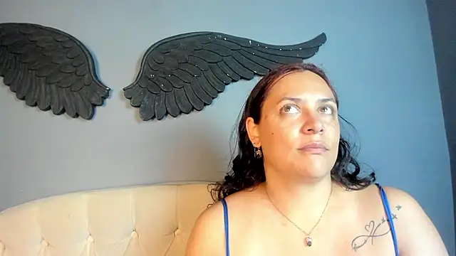 Biiancacox online show from February 12, 3:12 am