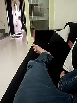 HeftyTheory7 online show from November 6, 9:21 am