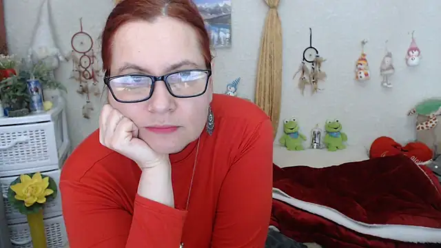 Snapshot of PlayfullMature chatting on February 4, 5:23 pm PlayfullMature online show from February 4, 5:23 pm
