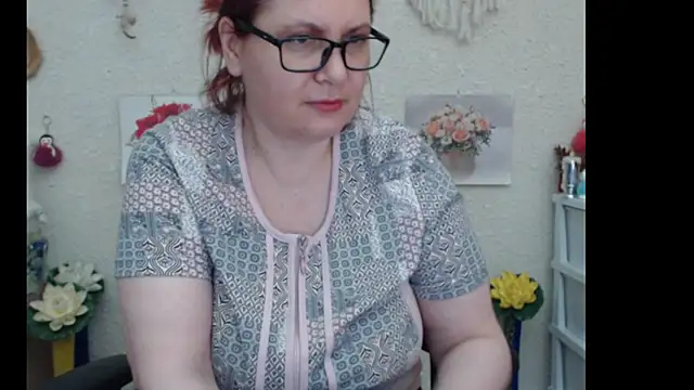 PlayfullMature online show from September 22, 9:00 am