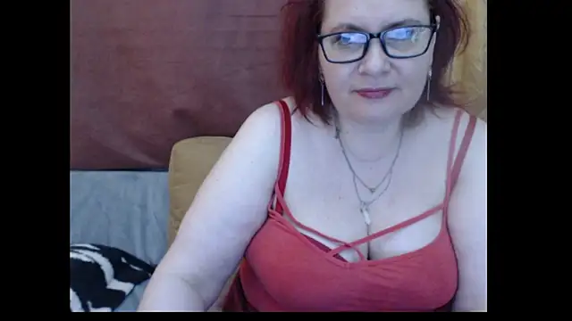 PlayfullMature online show from May 2, 8:30 am