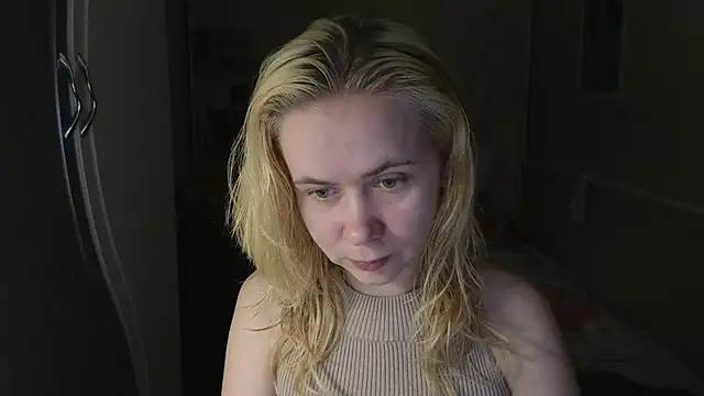 Riley Roo online show from February 15, 4:36 pm