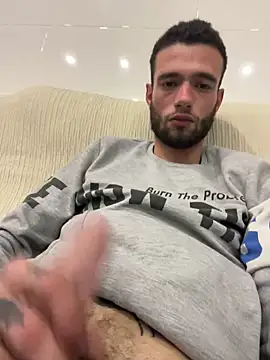 davorm online show from March 21, 8:40 pm