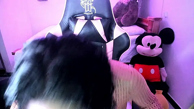 Snapshot of rayza_mature_154 chatting on February 15, 3:31 pm rayza mature 154 online show from February 15, 3:31 pm