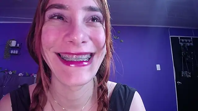 IsaBaileys  online show from September 25, 8:12 pm