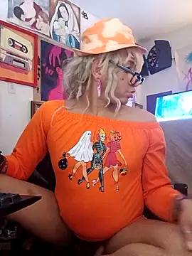 Mune Raez 6 online show from October 21, 2:40 pm