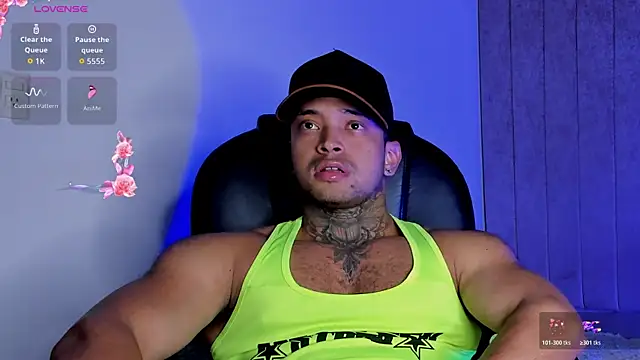 Stiven collins online show from May 6, 11:21 pm