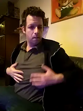 Knuffelstaaf123 online show from March 2, 9:01 pm