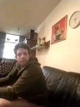 Knuffelstaaf123 online show from March 19, 1:29 pm