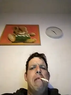 Snapshot of Knuffelstaaf123 chatting on February 27, 10:43 pm Knuffelstaaf123 online show from February 27, 10:43 pm