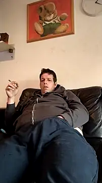 Snapshot of Knuffelstaaf123 chatting on February 28, 1:34 pm Knuffelstaaf123 online show from February 28, 1:34 pm