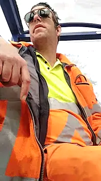 Snapshot of Knuffelstaaf123 chatting on March 24, 12:32 pm Knuffelstaaf123 online show from March 24, 12:32 pm