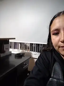 Snapshot of Cute_Penelope chatting on February 24, 11:19 am Cute Penelope online show from February 24, 11:19 am