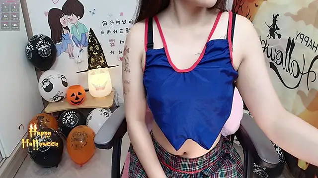 Snapshot of _Mizuki_ chatting on October 30, 10:38 am  Mizuki  online show from October 30, 10:38 am