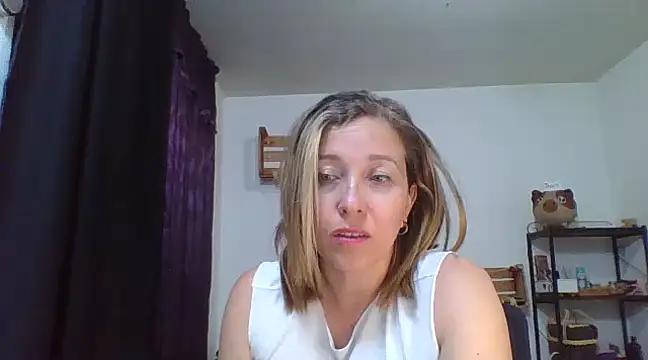 charlott ponce online show from December 31, 6:05 am