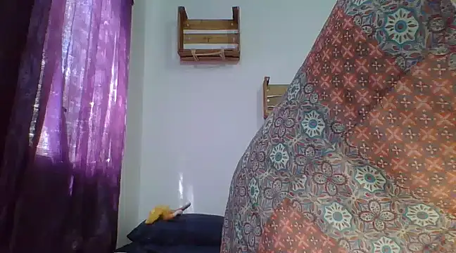 charlott ponce online show from February 5, 7:10 pm