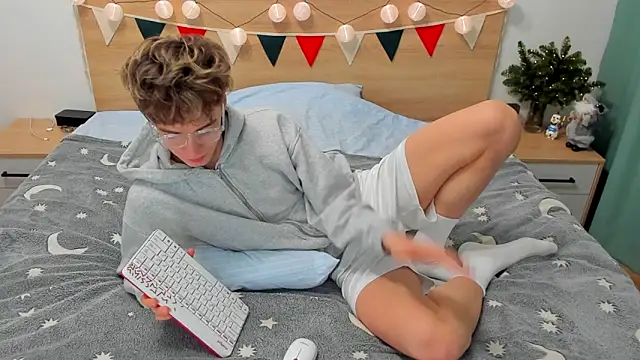 Fandi 777 online show from December 28, 9:09 am