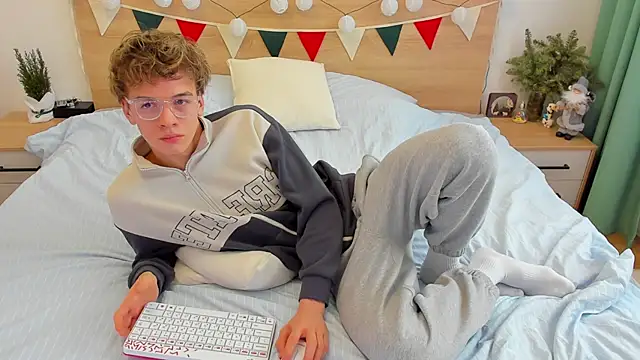 Fandi 777 online show from January 15, 8:51 am