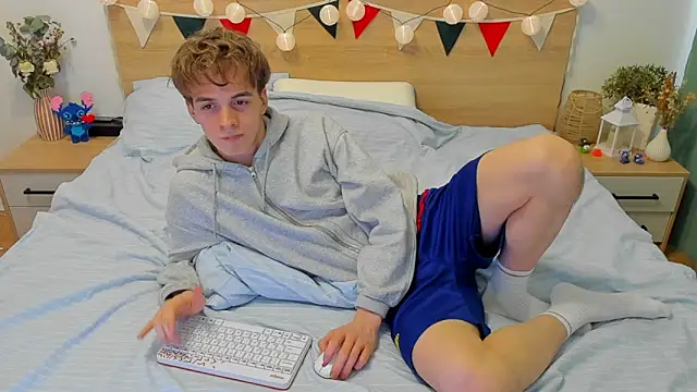 Fandi 777 online show from February 28, 11:47 am