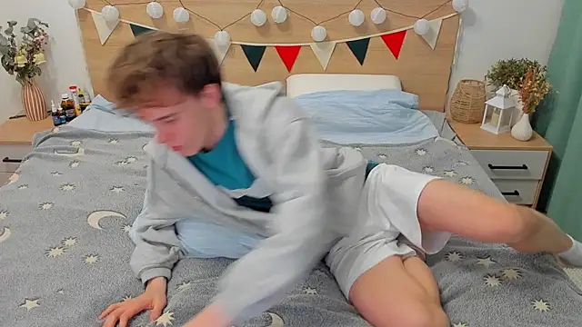 Fandi 777 online show from March 15, 6:10 pm