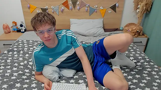 Fandi 777 online show from March 12, 11:49 am