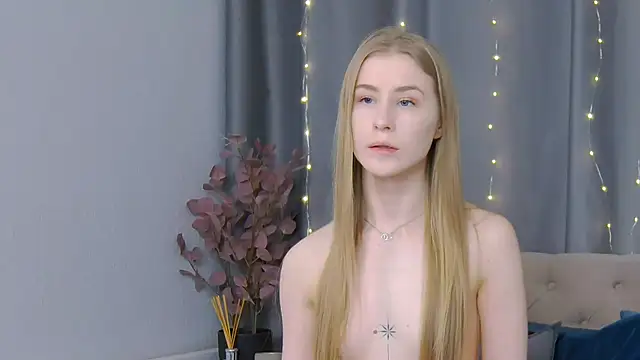 VioletiSwone online show from January 26, 12:33 pm