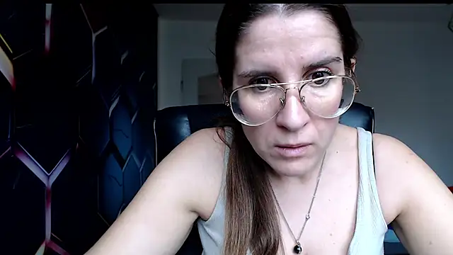 KayaRose online show from December 11, 11:19 am