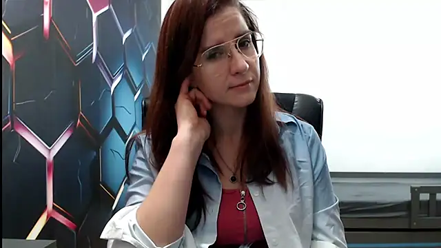 KayaRose online show from February 4, 7:11 pm