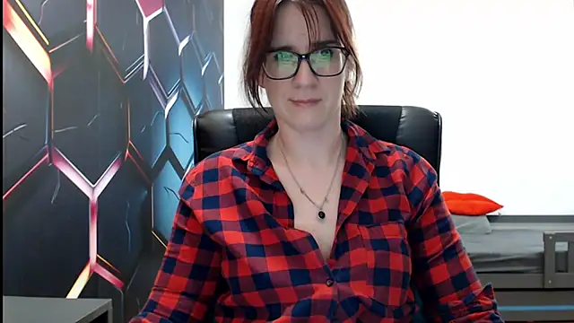 KayaRose online show from March 10, 4:14 pm