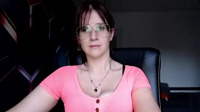 KayaRose online show from March 13, 4:12 pm
