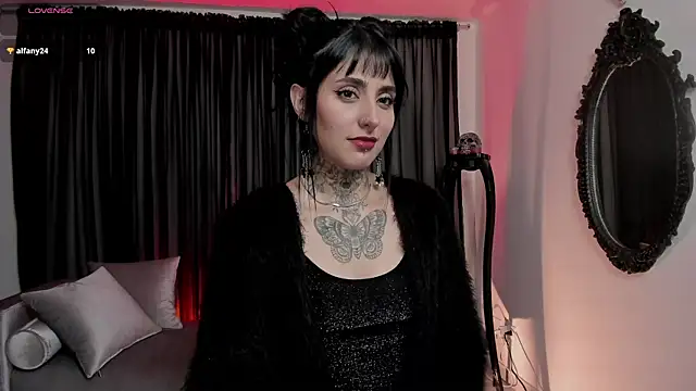 Snapshot of nasty_aliice1 chatting on September 15, 5:51 am nasty aliice1 online show from September 15, 5:51 am