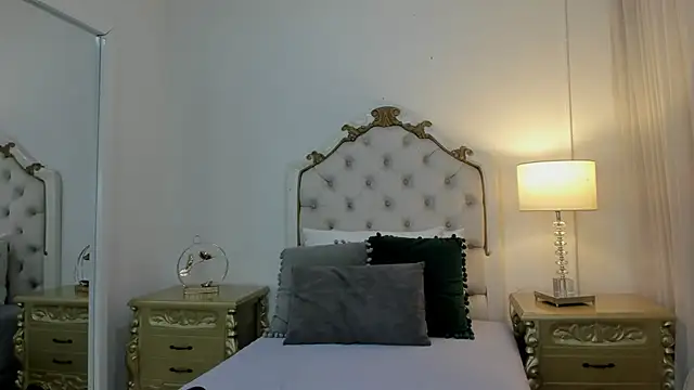 Snapshot of lexa_25_ chatting on December 16, 11:59 am lexa 25 online show from December 16, 11:59 am