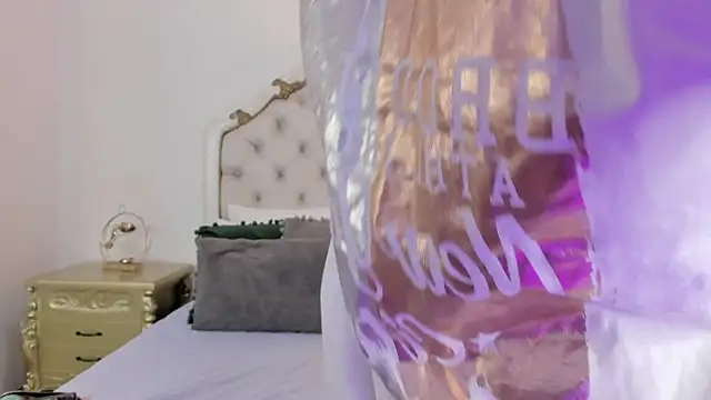 Snapshot of lexa_25_ chatting on January 10, 11:34 am lexa 25 online show from January 10, 11:34 am